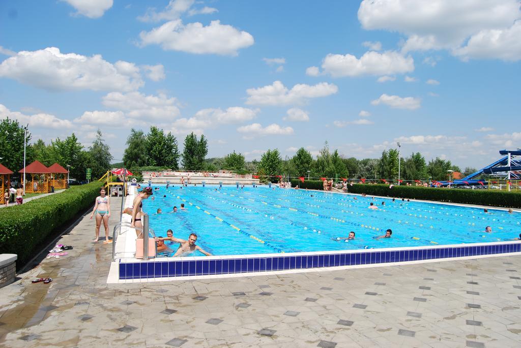 Termal Kemping Apartmanok Tiszaújváros Extérieur photo